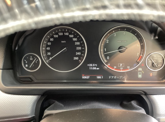 BMW 528i 欧州車のエンジンの内部洗浄って？  スラッジの溜まりやすい欧州車はエンジン内部をクリアにしてBMW本来のパフォーマンスに！